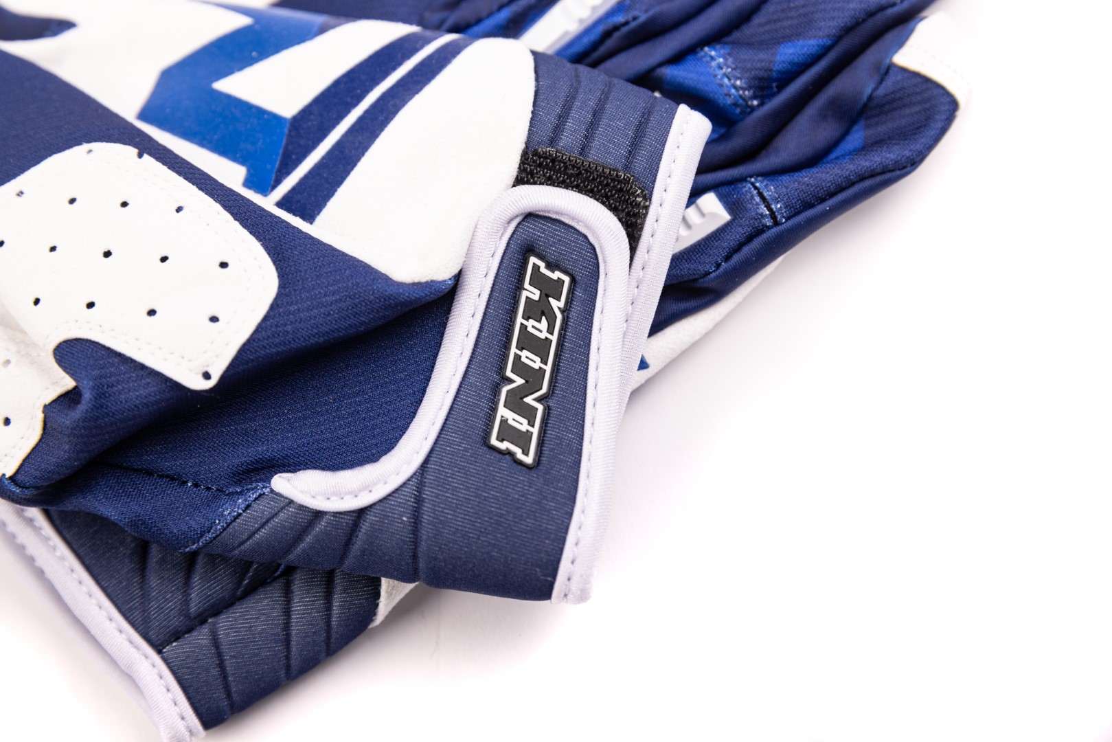 KINI Red Bull Kids Division Gloves V 2.2 - Navy/White | KINI Online Shop